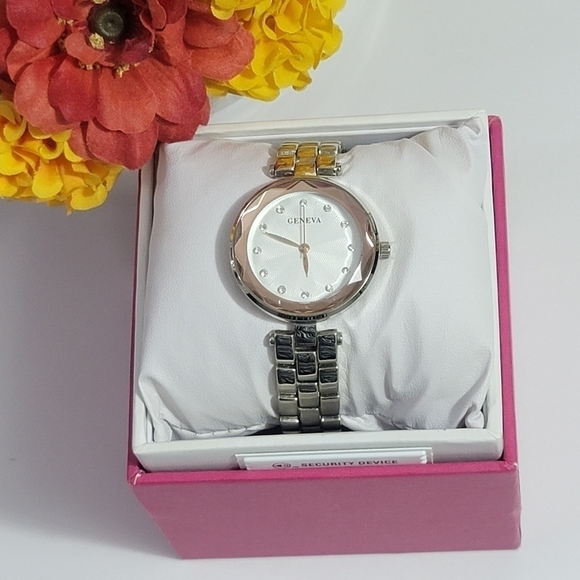 GENEVA WATCH WOMEN STAINLESS STEEL - Picture 7 of 7